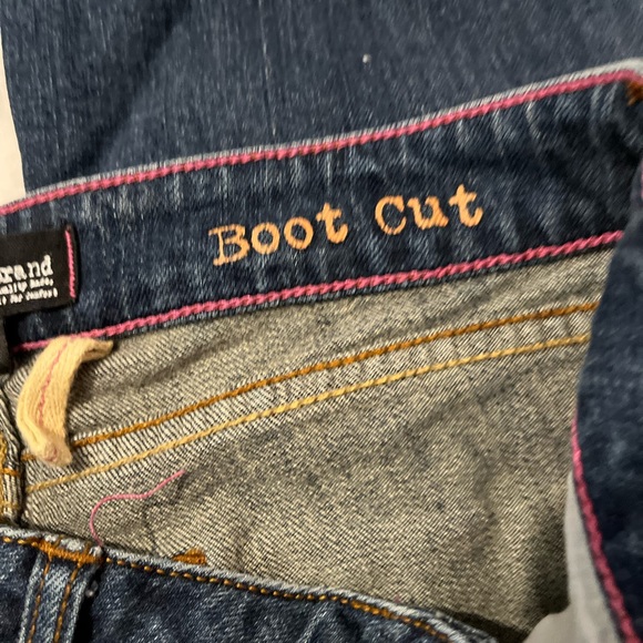 Womens Genuine Volcom Brand Jeans Size 7 - Picture 3 of 6